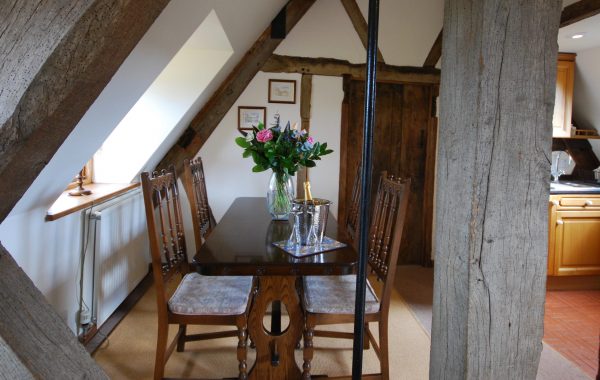 Rafters Cotswold Holiday Apartment Dining Area